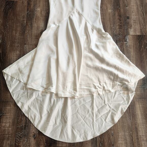 Retrofete Eve Dress in Ivory Size Medium Maxi Open Back Cowl Neckline NWT Bridal - Picture 6 of 15